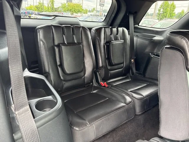 Used 2018 Blue Metallic Ford XLT image 11