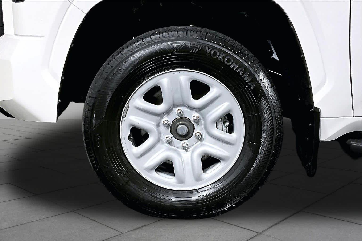 Used 2024 Ice Cap Toyota SR image 10