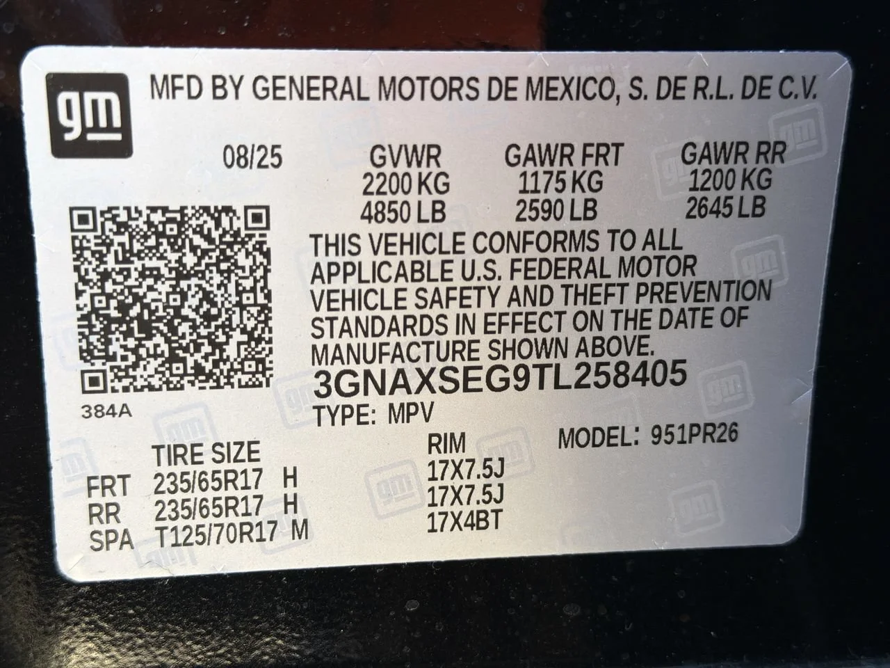 Used 2026 Mosaic Black Metallic Chevrolet ACTIV image 28