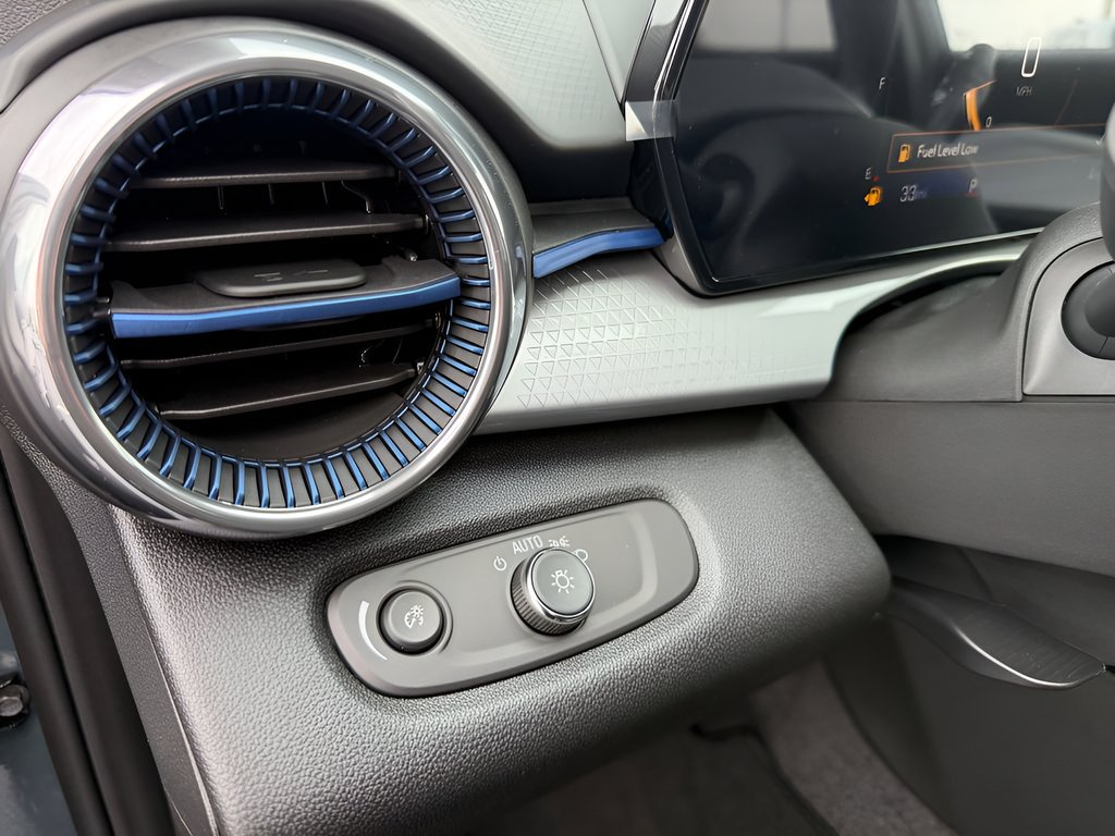 2026 Chevrolet Trax LT - Photo 13