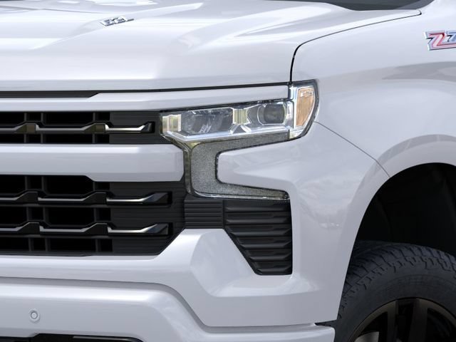 New 2026 Summit White Chevrolet RST image 10