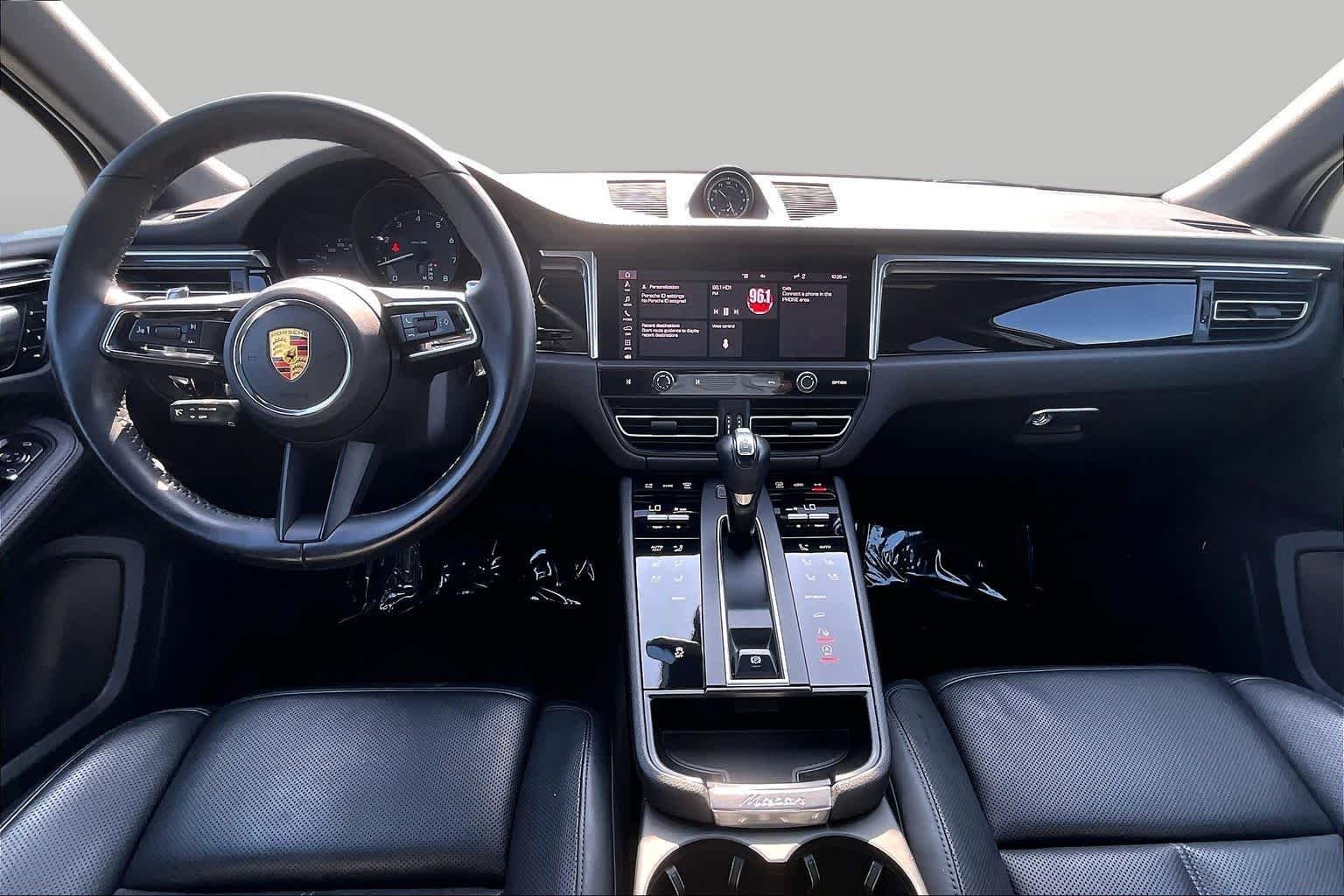 Used 2022 Black Porsche  image 15