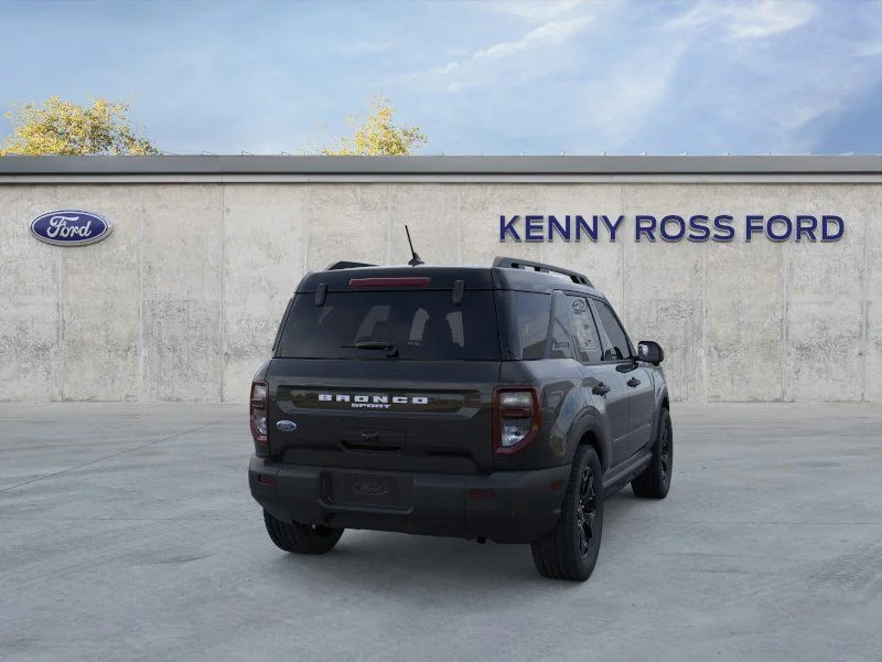 New 2026 Shadow Black Ford Outer Banks® image 8