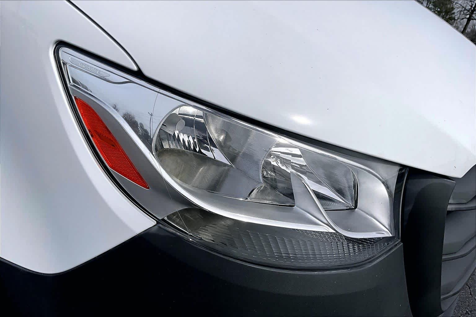 Used 2023 Arctic White Mercedes-Benz  image 30