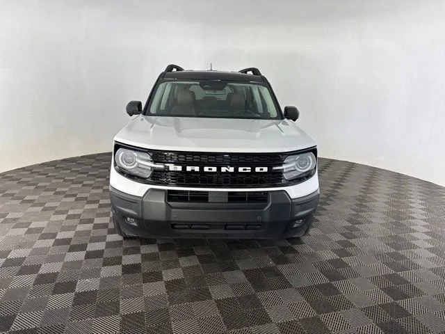 Used 2025 White Ford Outer Banks image 2