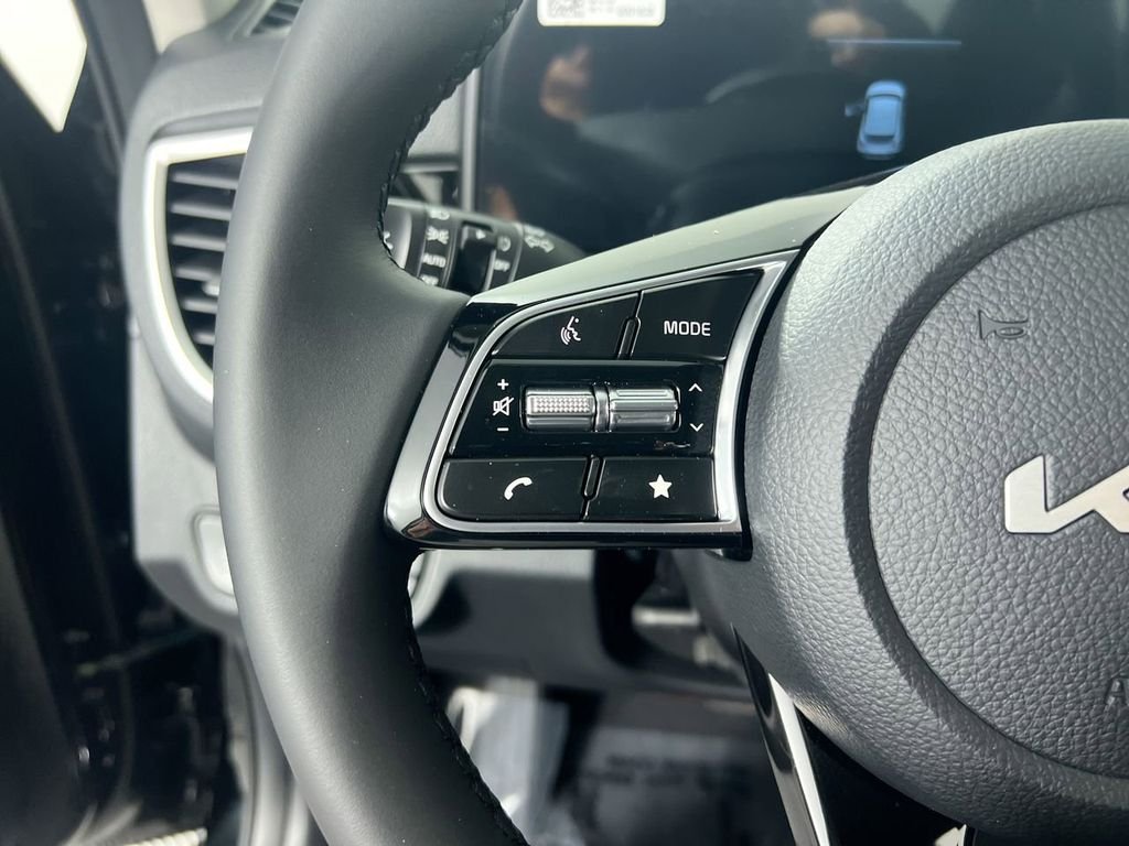 New 2026 Fusion Black Kia S image 18