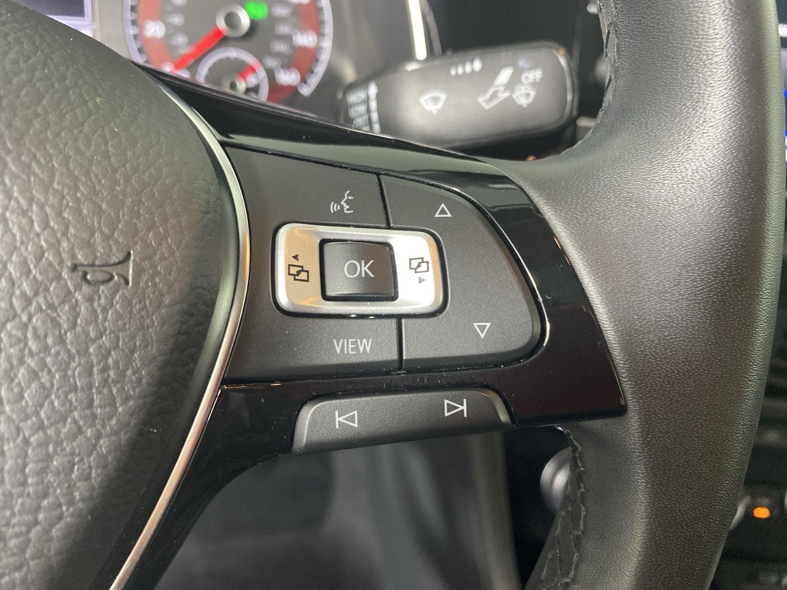 Used 2020 Blue Silk Metallic Volkswagen S image 16