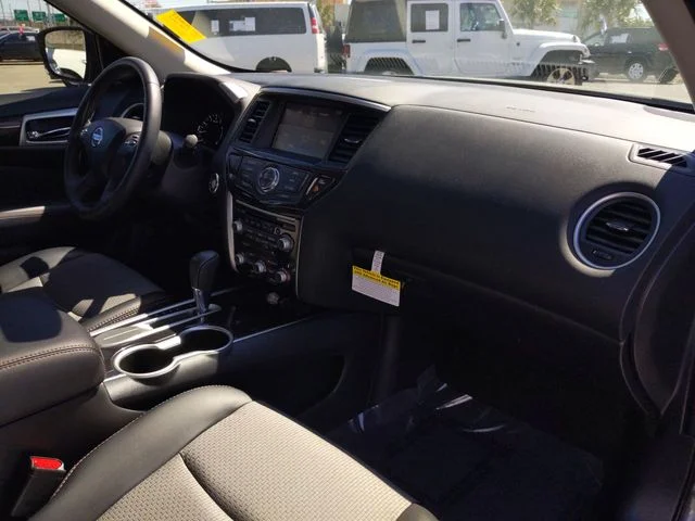 Used 2019 Gray Nissan SV image 43
