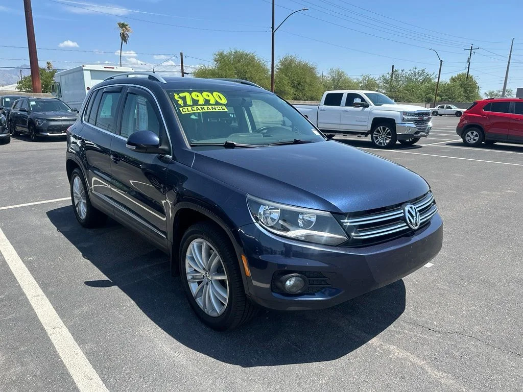 Used 2015 Blue Volkswagen SE image 3