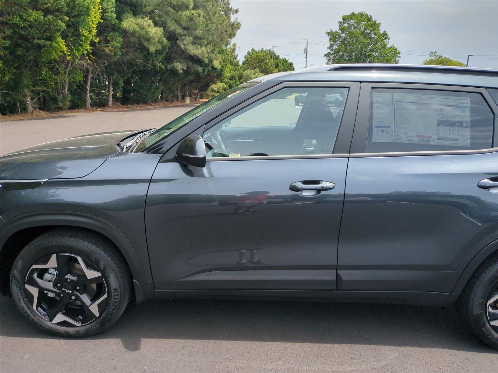 New 2026 Gravity Gray Kia S image 15