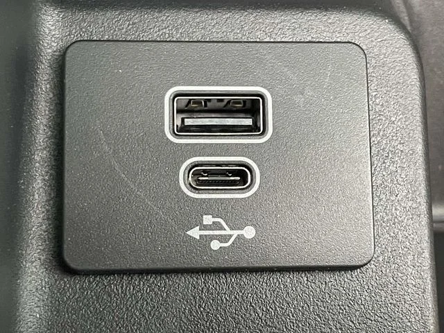 2025 Ford Expedition Active - Photo 32