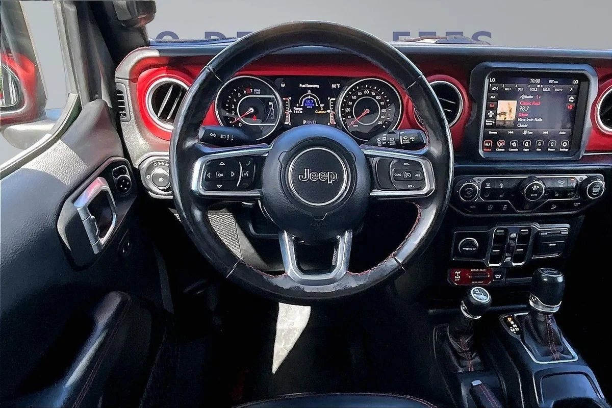 Used 2020  Jeep Rubicon 4x4 image 8
