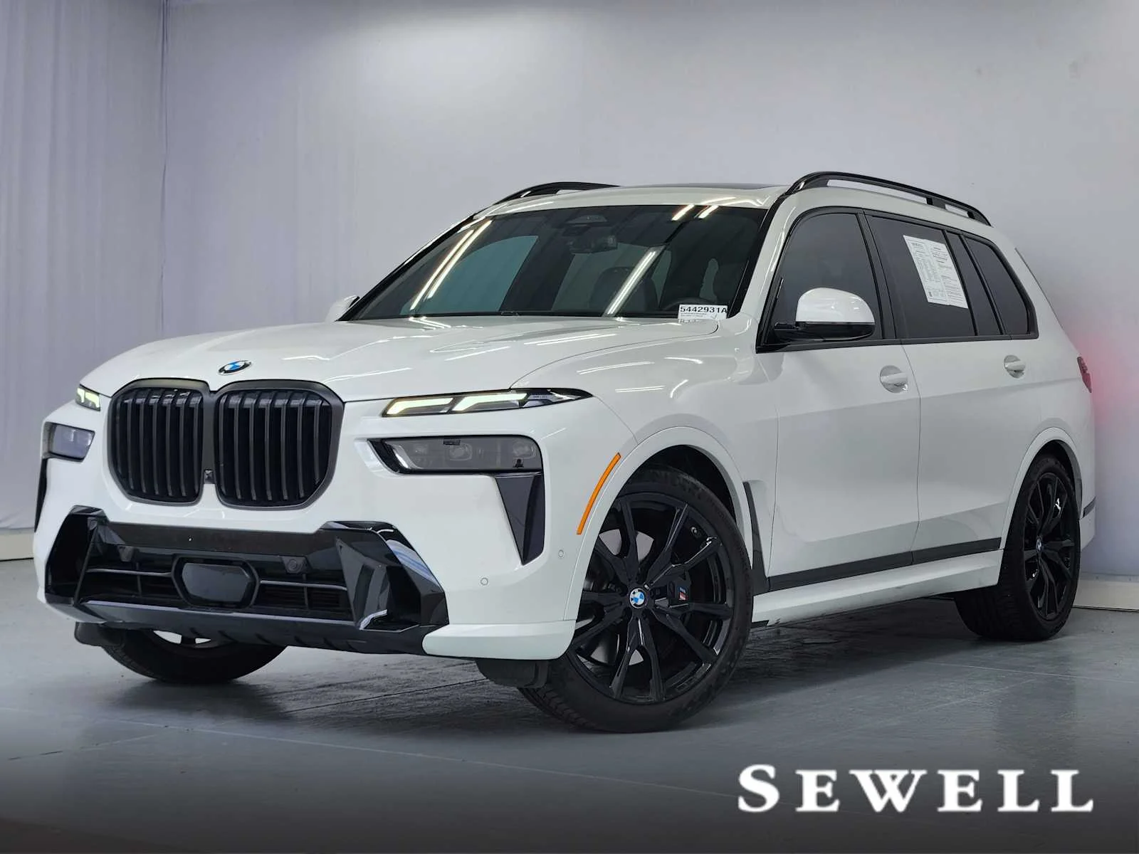 Certified Used 2024 Alpine White BMW xDrive40i image 1