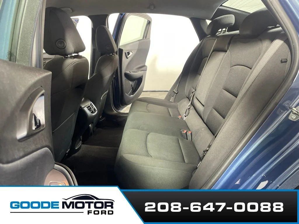 Used 2024 Blue Chevrolet LT image 19
