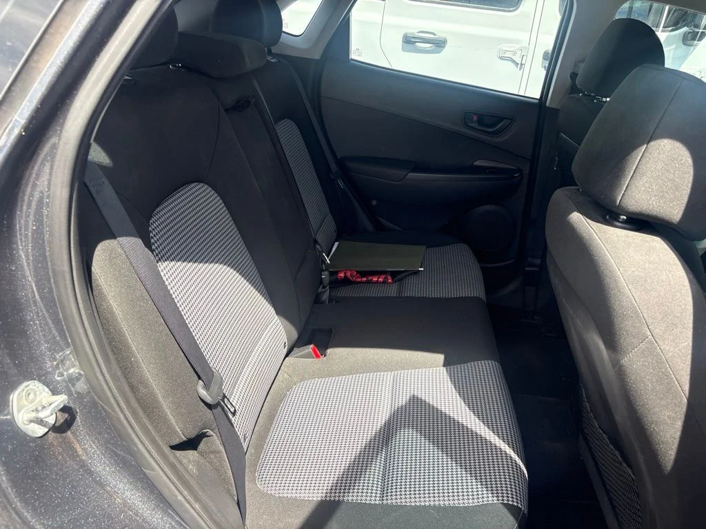 Used 2021 Gray Hyundai SE image 12