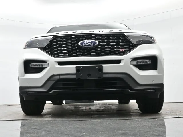 Used 2020 Star White Metallic Tri-coat Ford ST image 25