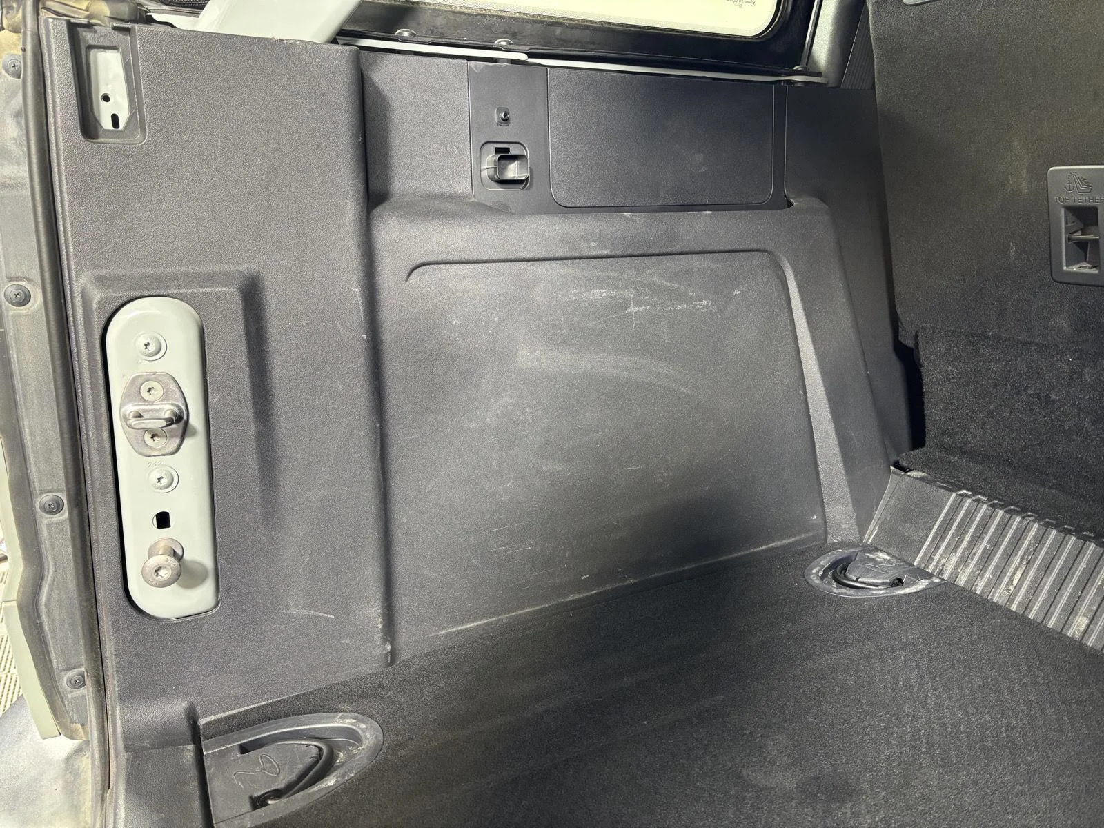 Used 2023 Cactus Gray Ford Badlands image 7
