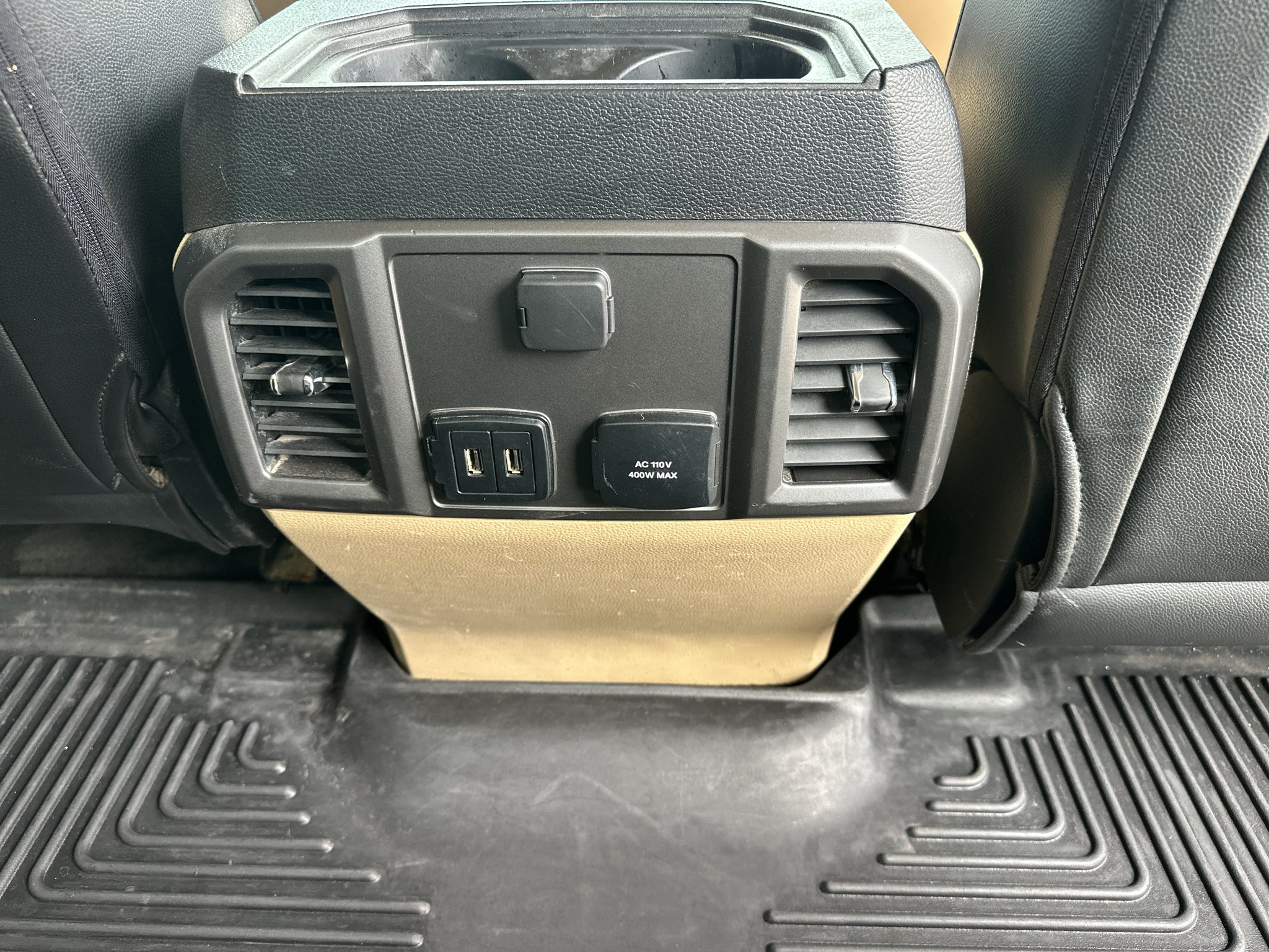 Used 2017 White Gold Metallic Ford XLT image 34