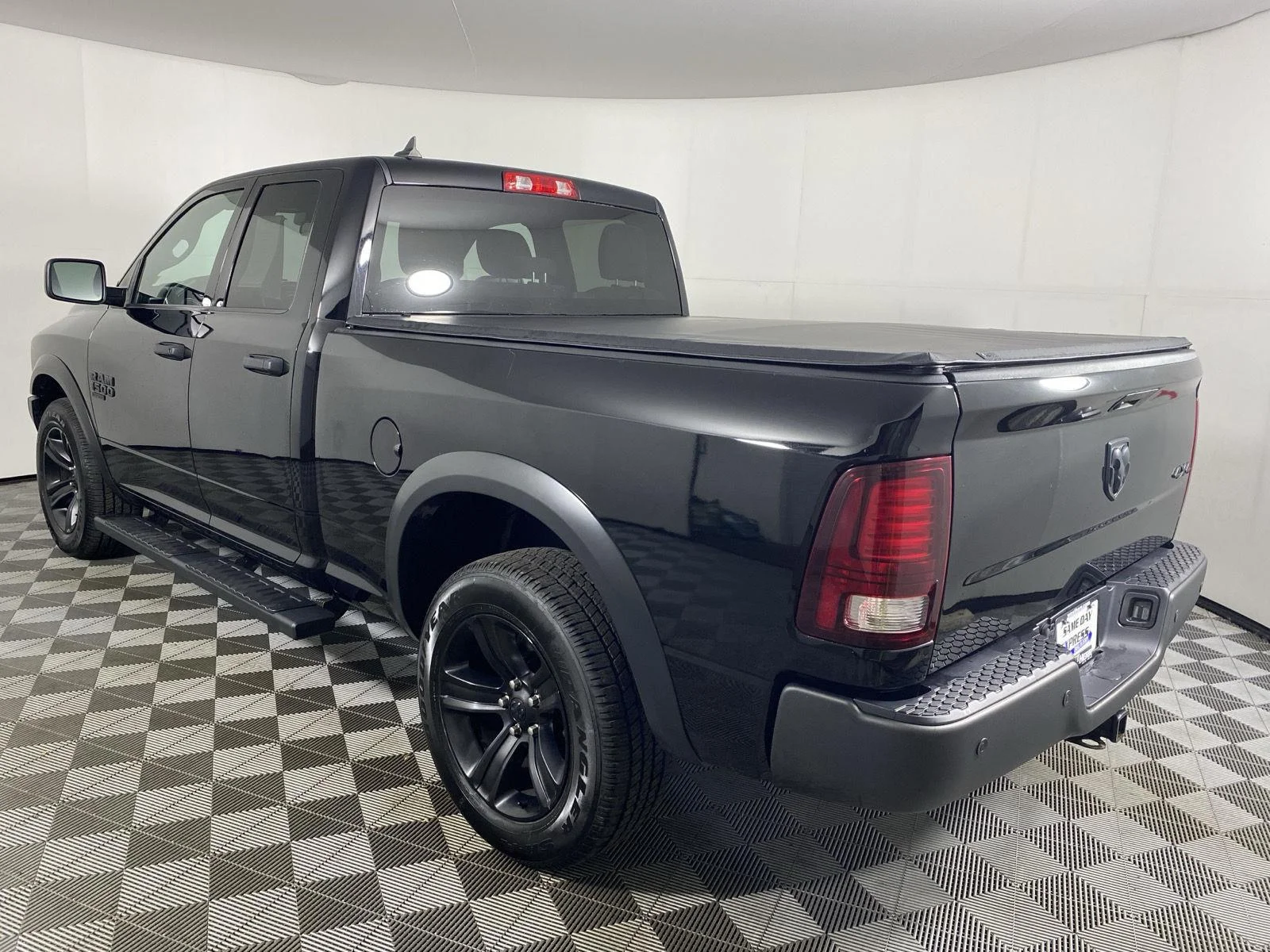 Used 2021 Diamond Black Crystal Pearlcoat Ram Warlock image 10