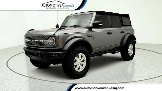 2022 Ford Bronco Badlands 4 Door Advanced 4x4 w/ 334A, Sasquatch Pkg & EcoBoost
