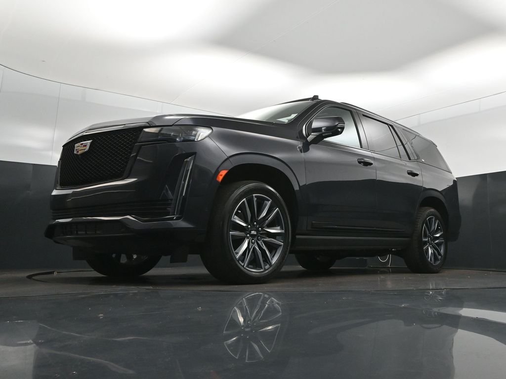 Used 2022 Gray Cadillac Sport image 38