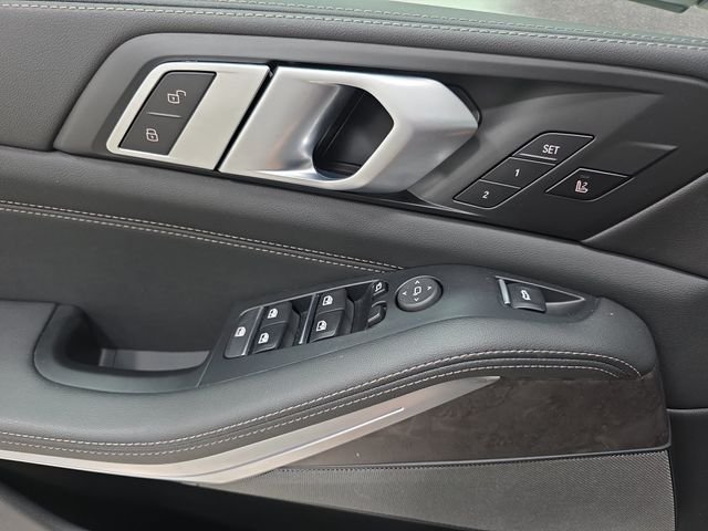 Certified Used 2025 Skyscraper Grey Metallic BMW xDrive40i image 25