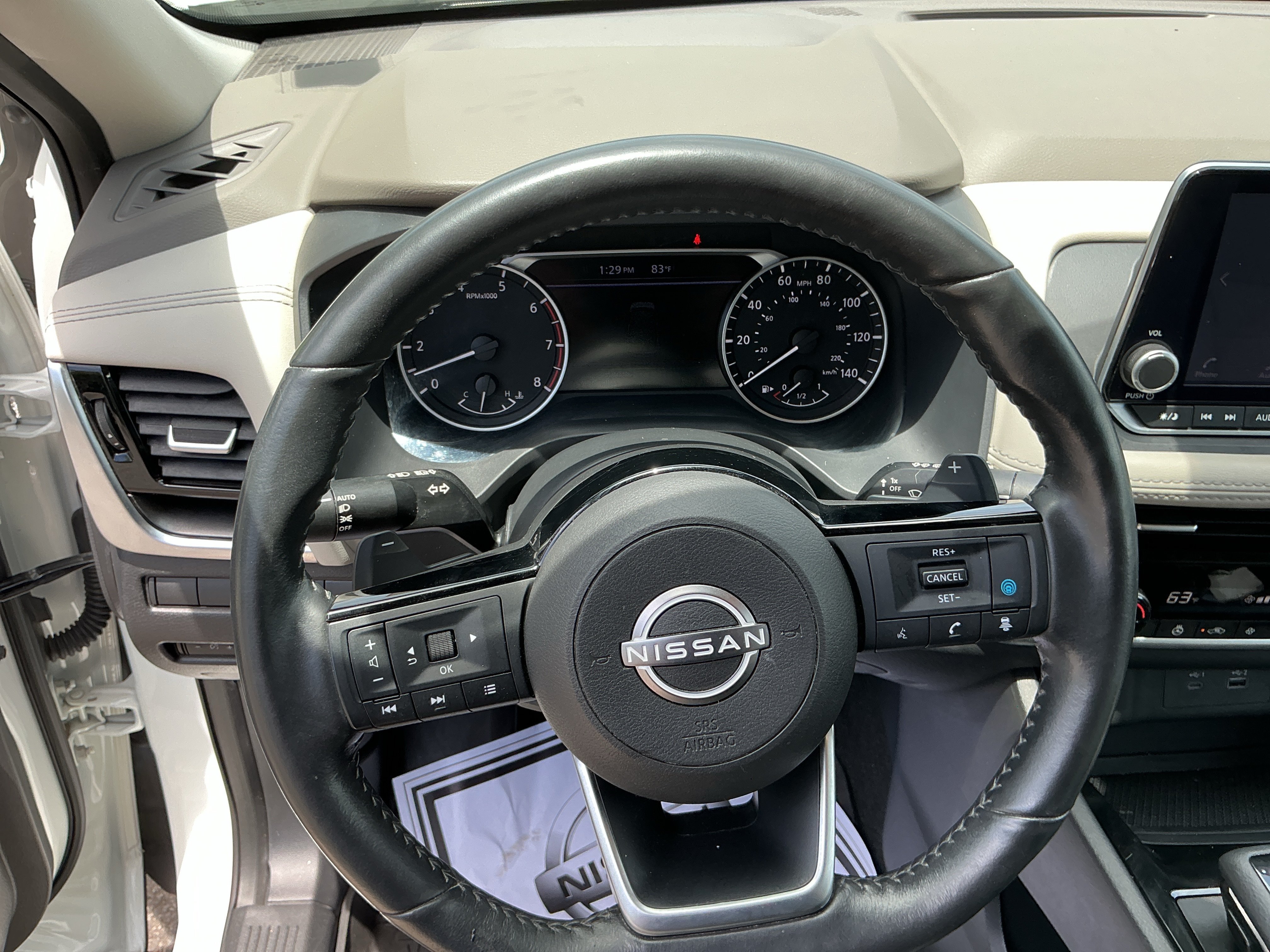 Used 2023 Pearl White Tricoat Nissan SV image 14