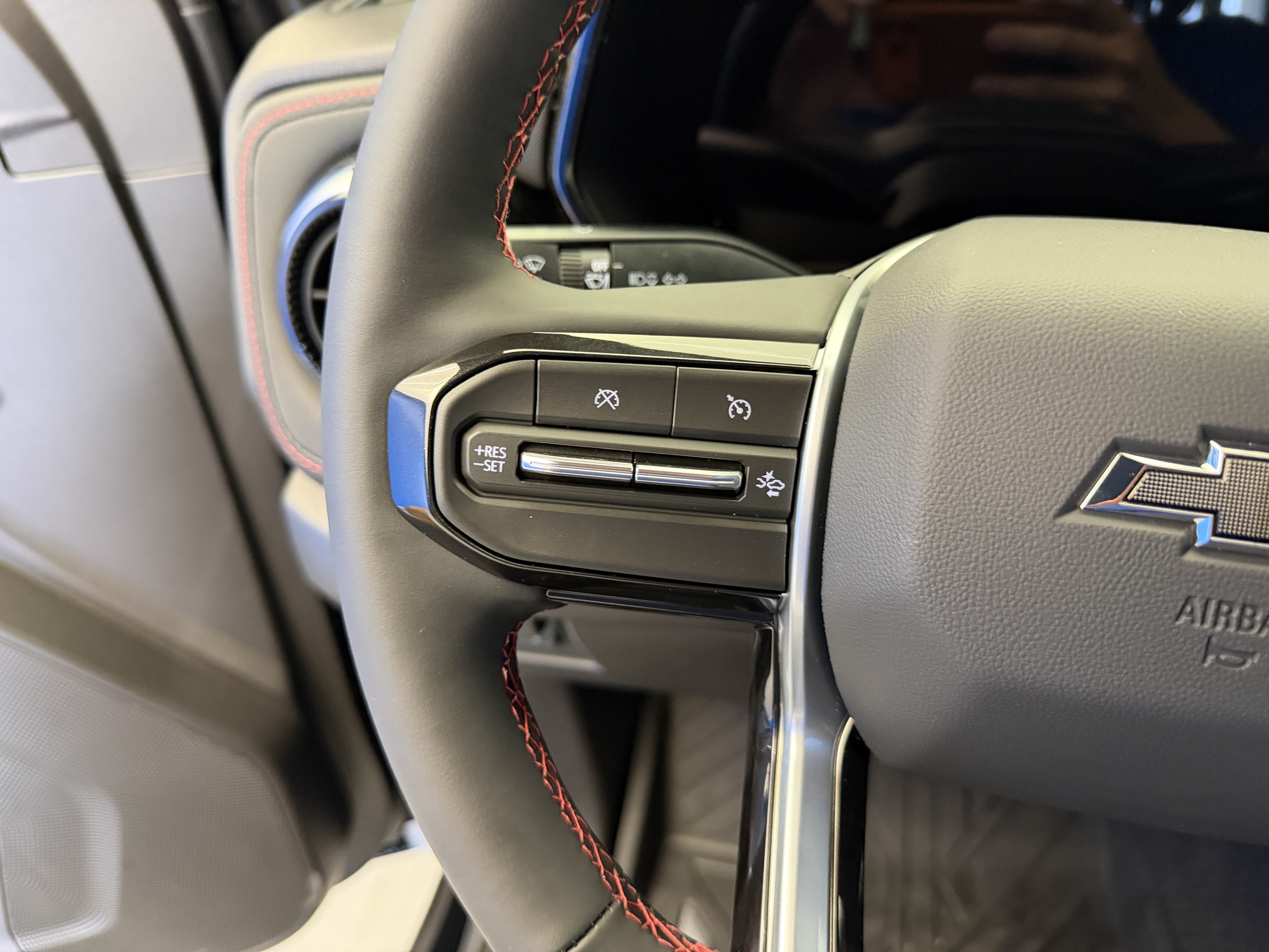 2026 Chevrolet Colorado Z71 - Photo 15