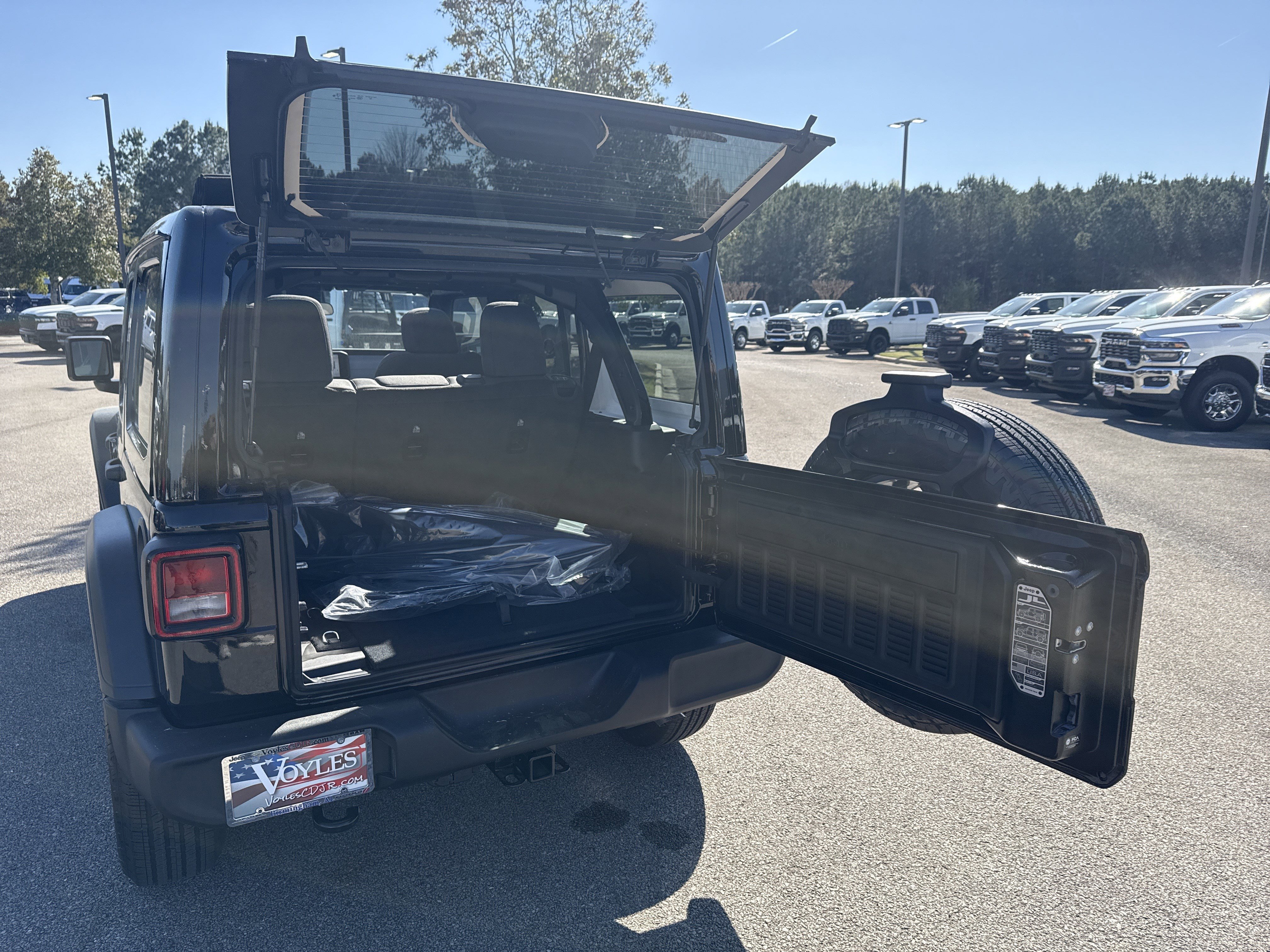 New 2026 Black Clearcoat Jeep Sport S image 17
