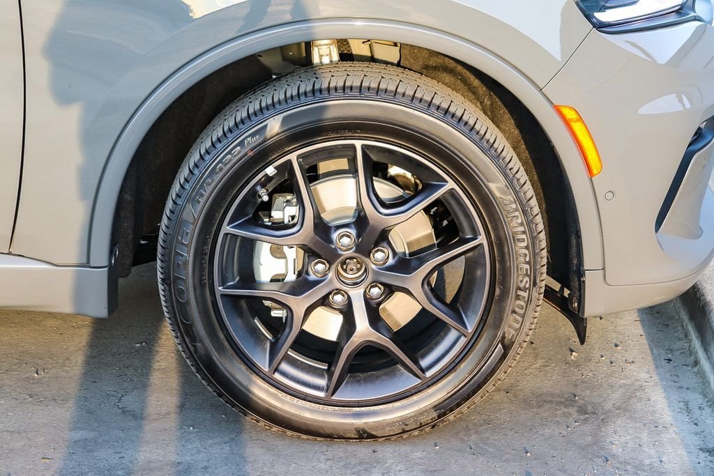 New 2026 Gray Clearcoat Dodge GT Plus HEMI V8 image 11