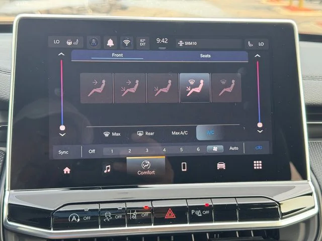 New 2026 Red Hot Pearl-Coat Exterior Paint Jeep Trailhawk image 30