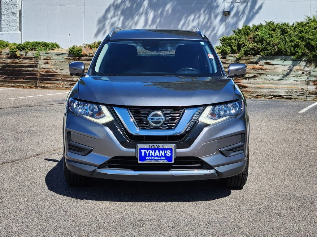Used 2019 Nissan Rogue SV with VIN JN8AT2MV0KW390163 for sale in Aurora, CO