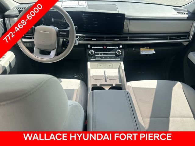 Used 2025 Silver Hyundai SE image 16