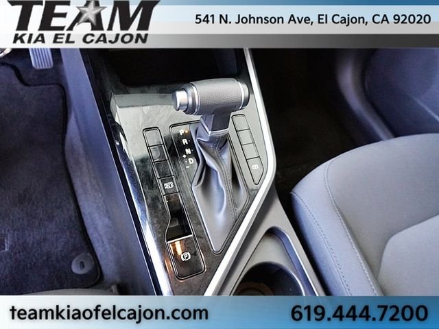Used 2024 White Kia LX image 30