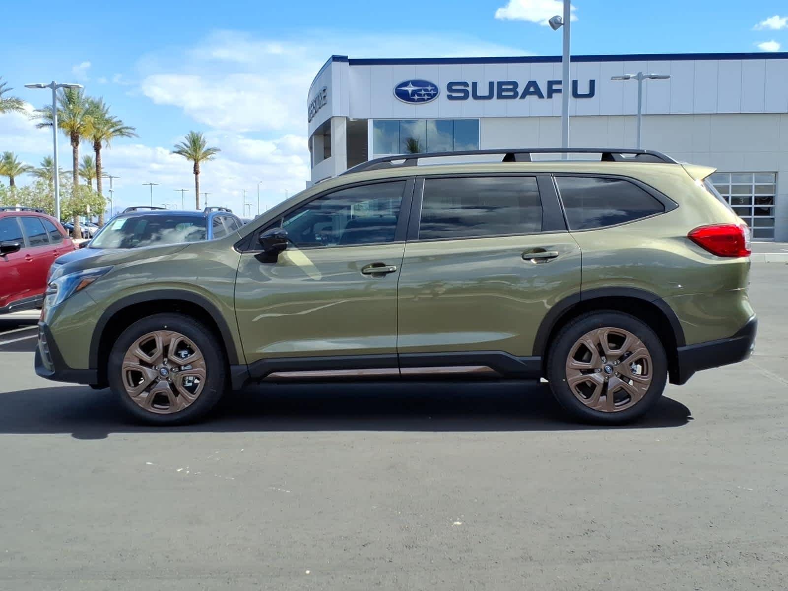New 2026 AUTUMN GREEN METALLIC Subaru Limited Bronze Edition 7-Passenger image 4