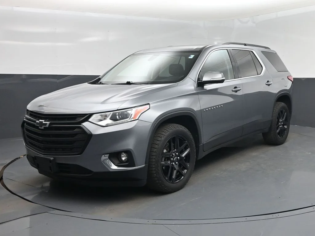 Used 2019 Gray Chevrolet 3LT image 9