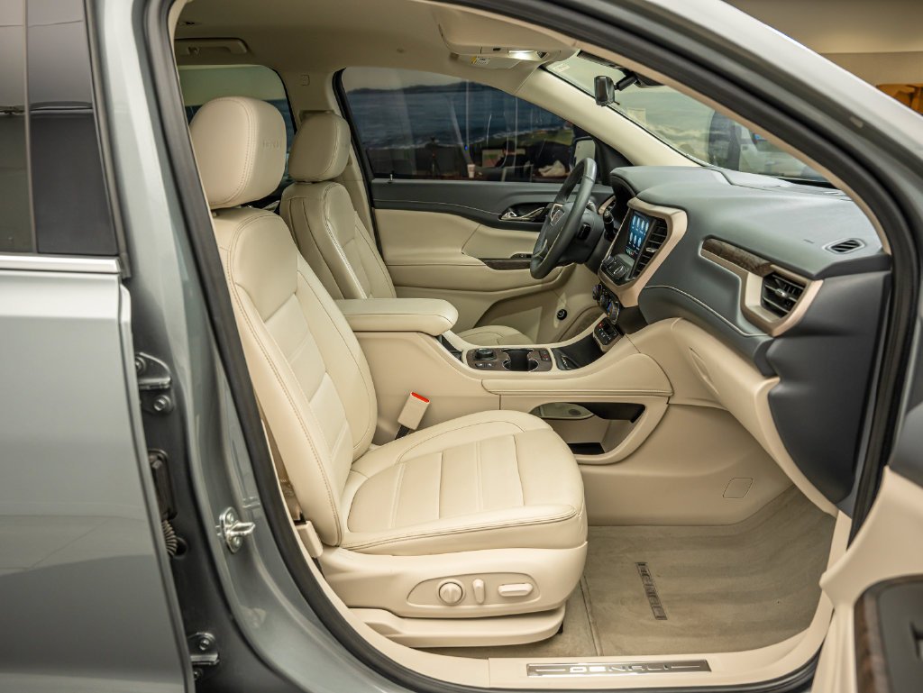 Used 2023 Sterling Metallic GMC Denali image 36