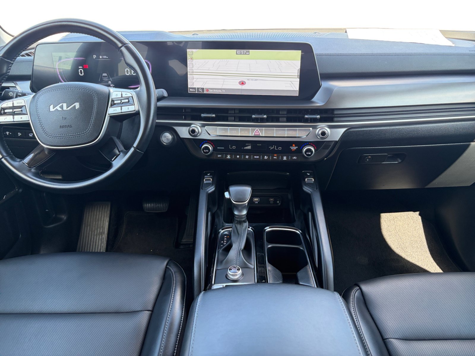 Used 2025 Ebony Black Kia S image 21