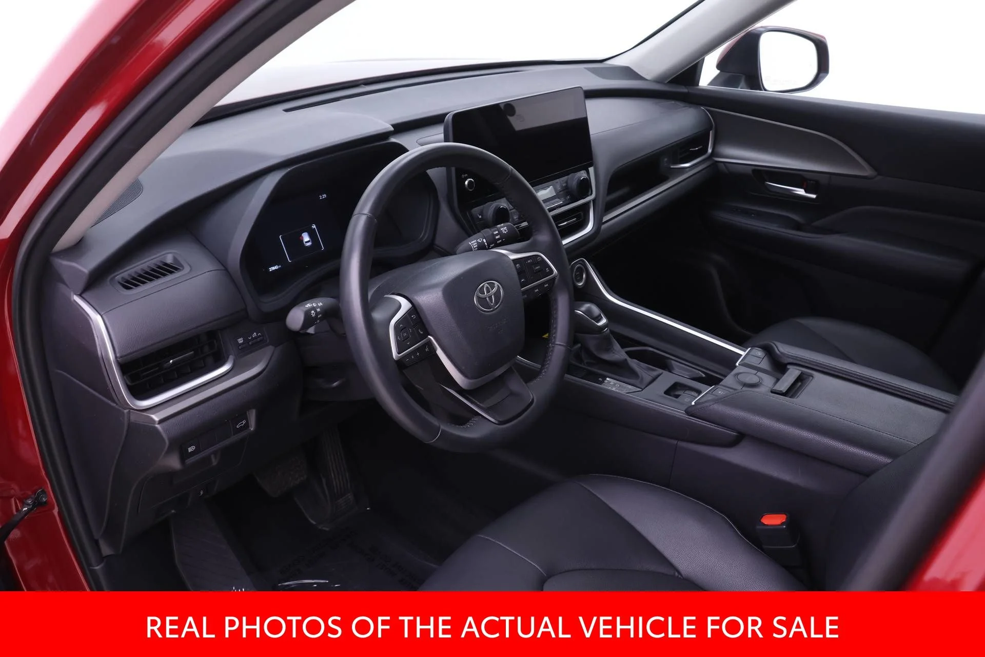 Used 2025 Red Toyota XLE image 3