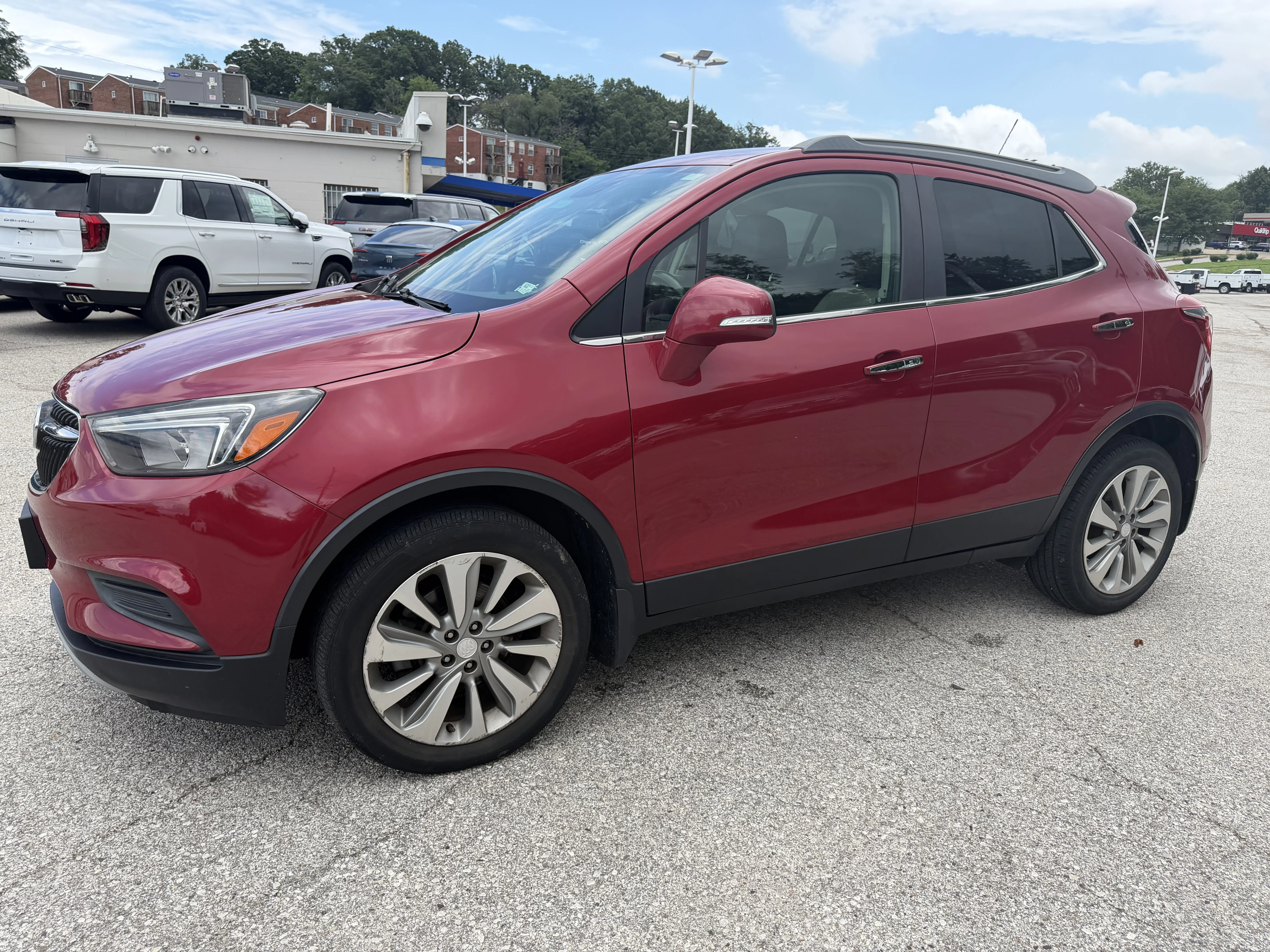 Used 2019 Winterberry Red Metallic Buick Preferred image 3
