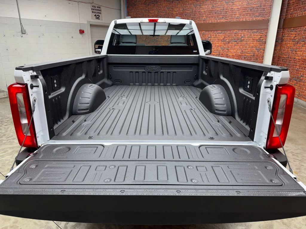 New 2026 Oxford White Ford F-350® XL image 26