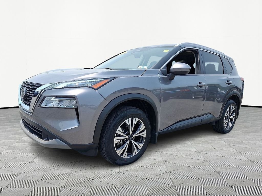 Used 2023 Gray Nissan SV image 3