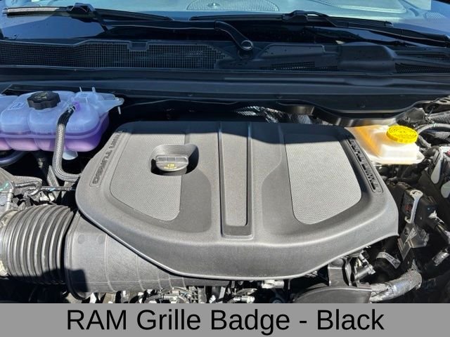 New 2026 Granite Crystal Metallic Clear-Coat Exterior Paint RAM Laramie image 27
