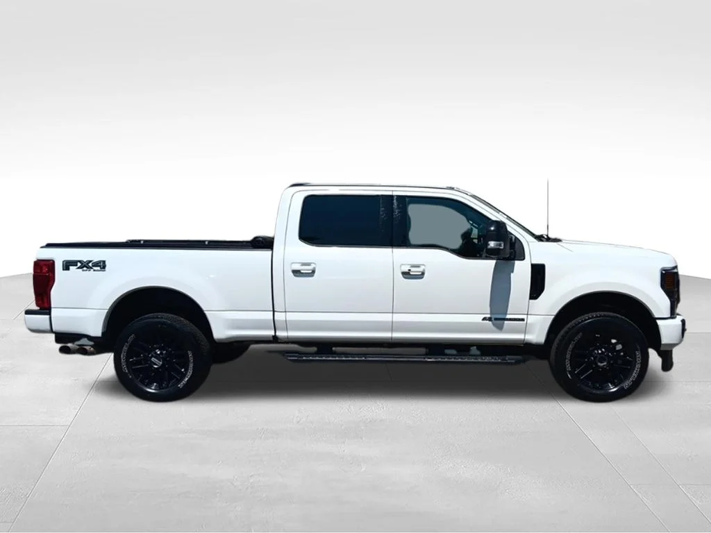 Used 2022 Star White Metallic Tri-Coat Ford Lariat image 8