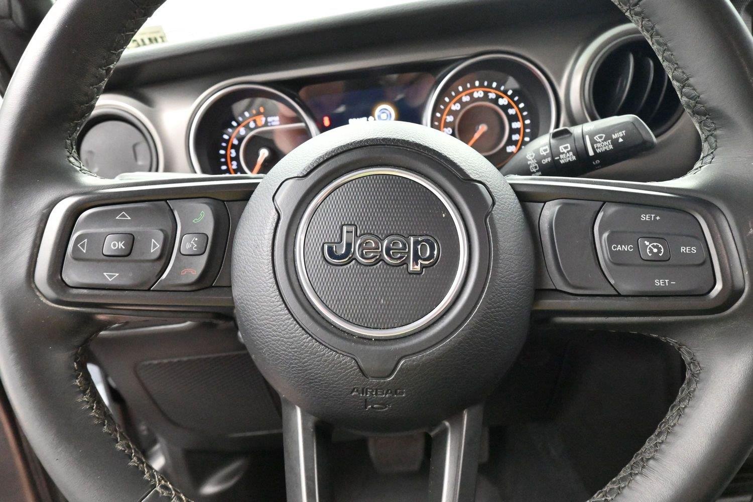 Used 2022 Granite Crystal Metallic Clearcoat Jeep Unlimited Sport S image 16