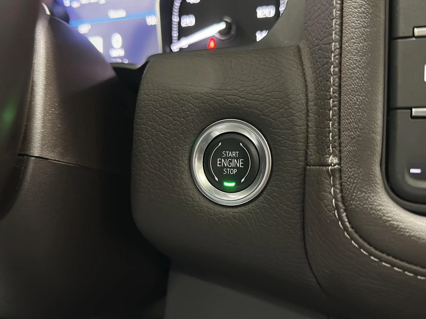 Used 2021 ONYX BLACK GMC Denali image 16