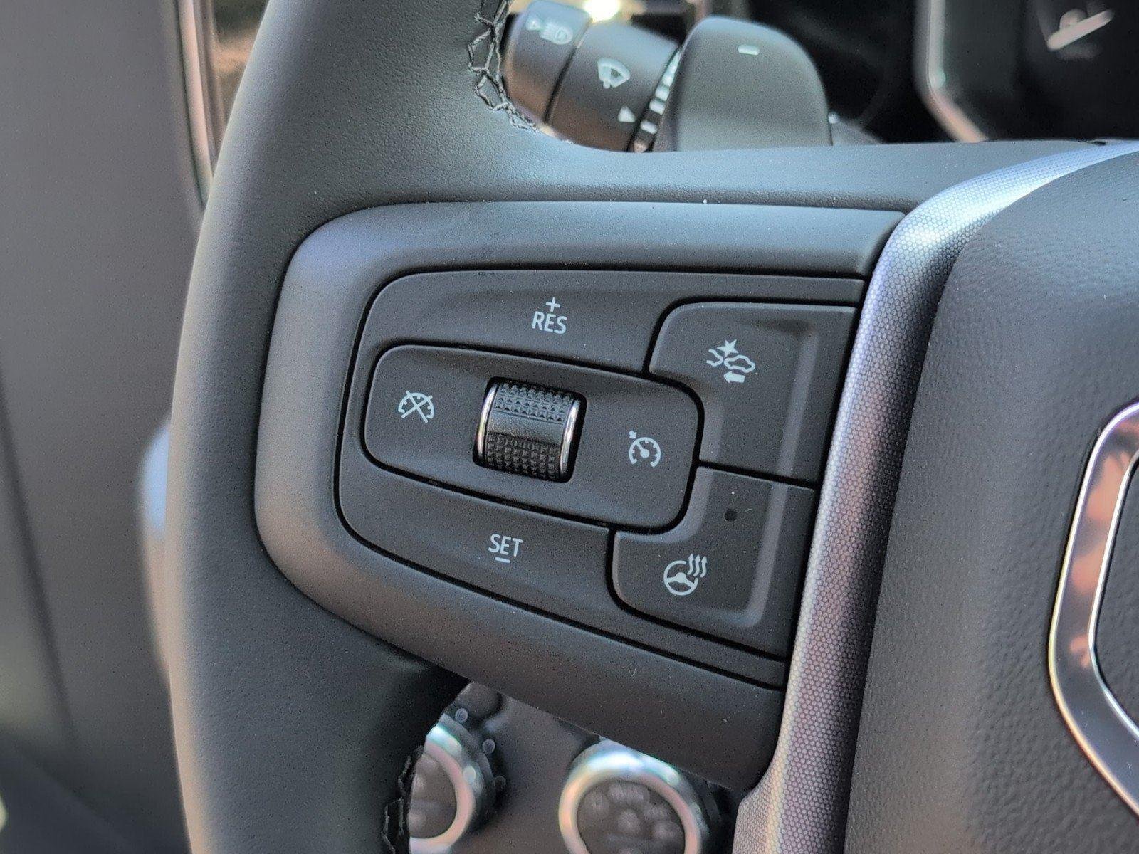New 2026 Summit White GMC Elevation image 30