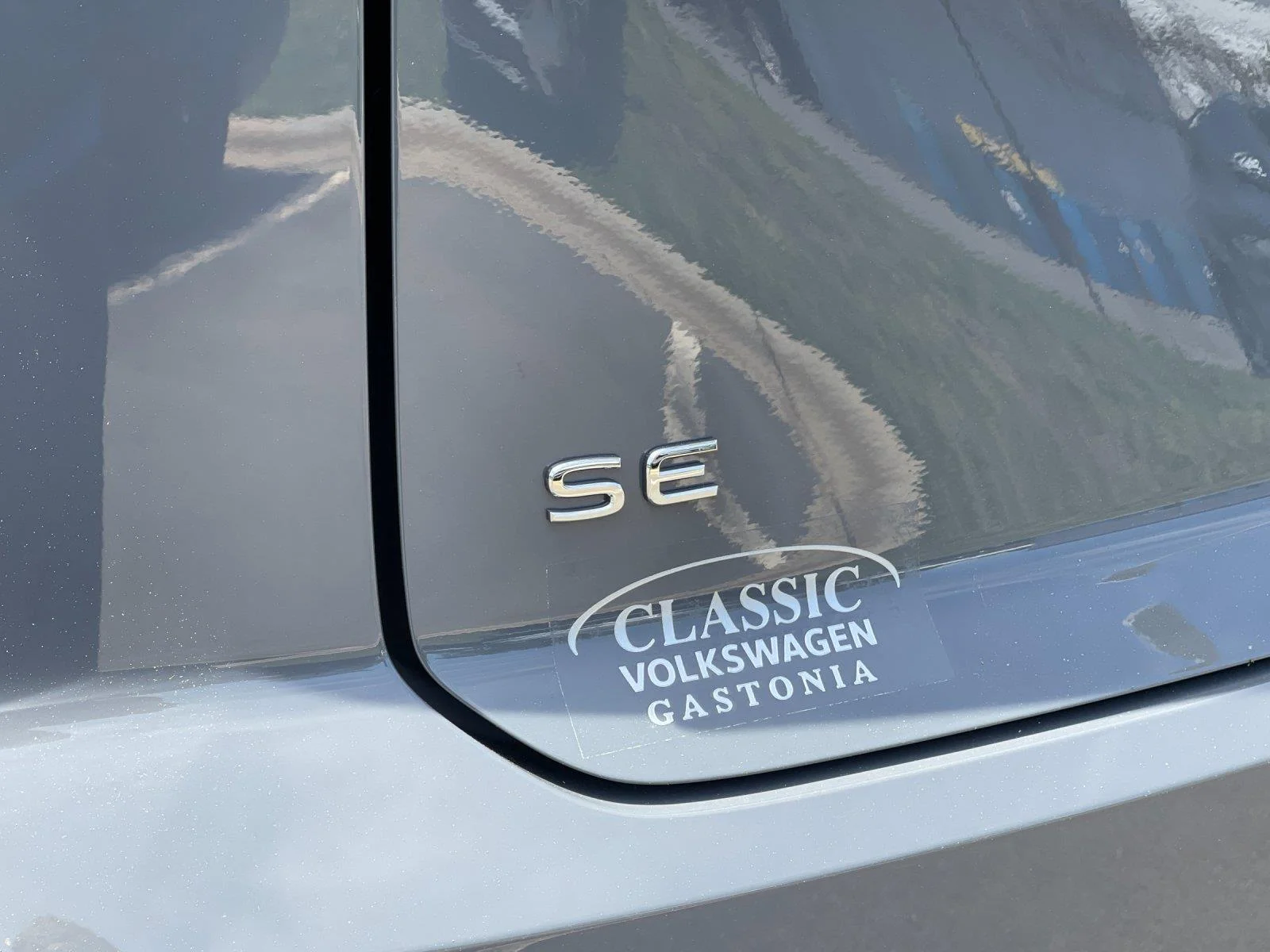 New 2026 Pure Gray Volkswagen 2.0T SE w/Technology image 11