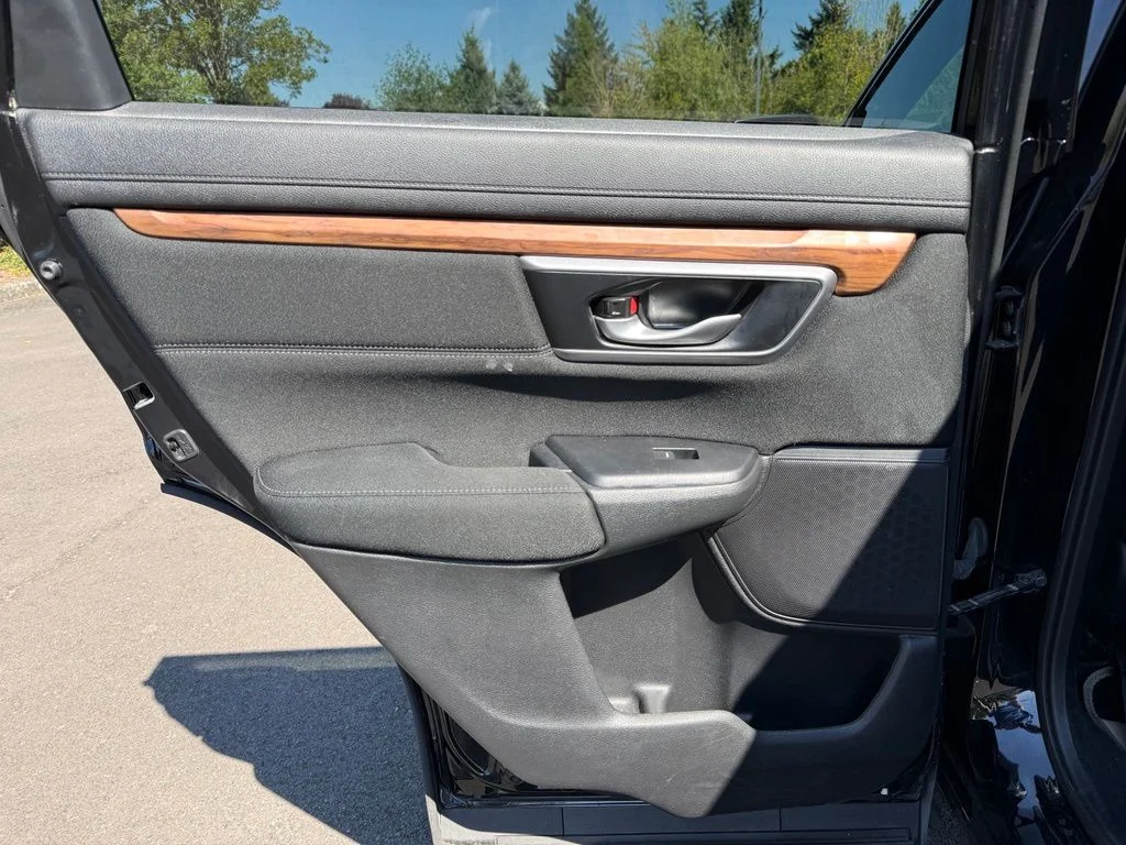 Certified Used 2021 Crystal Black Pearl Honda AWD EX image 19