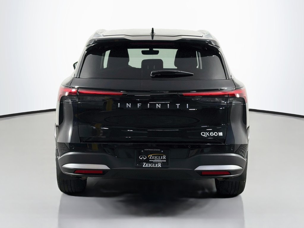 Used 2026 Mineral Black INFINITI LUXE image 6